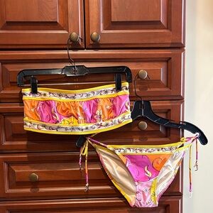 Juicy Couture Bandeau Bikini set.  Top Med/ Bottom/ Sm